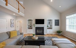 11 Lowe Meadow Ln, North Attleboro, MA 02760