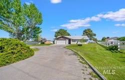 1940 SW 3rd Ave, Fruitland, ID 83619