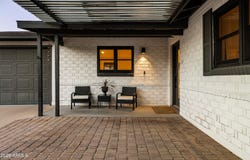 3822 E WELDON Avenue, Phoenix, AZ 85018