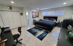 1425 NE 23rd St, Wilton Manors, FL 33305