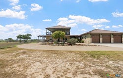 623 NAKISHWANA Circle, Sandia, TX 78383