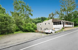 815 S Central Ave, North Strabane, PA 15317