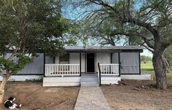 700 Lopez, George West, TX 78022