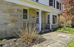 3378 Clayton Boulevard, Shaker Heights, OH 44120