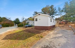 5 Marks Way, Carver, MA 02330