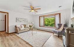 2717 BAY SETTLEMENT Road, GREEN BAY, WI 54311