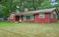 1616 S Loomis Road, Mt Pleasant, MI 48858