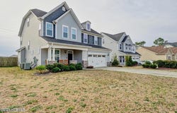 122 Hampton Drive, Holly Ridge, NC 28445