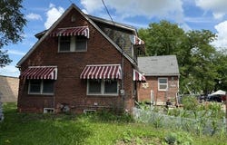 4021 E 14th Street, Des Moines, IA 50313