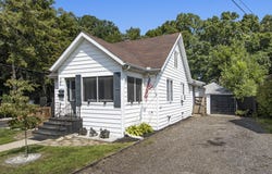 710 Parker Avenue, Kalamazoo, MI 49008
