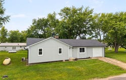 106 E Meadowbrook Lane, Polo, MO 64671