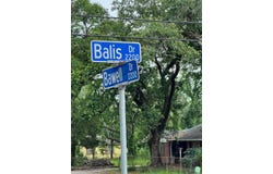 2436 Balis Dr, Baton Rouge, LA 70808