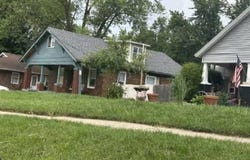 532 W Broadway, New Franklin, MO 65274