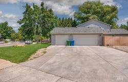 2102 1st Ave N, Payette, ID 83661