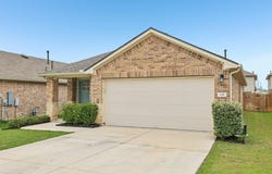 136 Ellinger RD, Georgetown, TX 78626