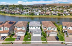 4201 Pelicano Way, Deerfield Beach, FL 33064