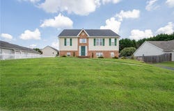 5415 Bridgegate Drive, Winston-Salem, NC 27106