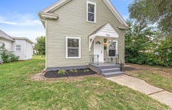1114 E Bowman Street, South Bend, IN 46613