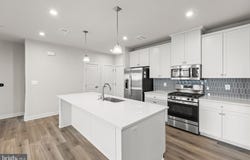 140 MCCORMICK CIRCLE, WINCHESTER, VA 22602