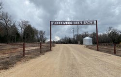 1215 Walleye Creek, Lexington, TX 78947
