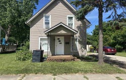 313 Pleasant Avenue, Alma, MI 48801