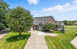 10844 Fairwoods Drive, Fishers, IN 46037
