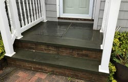 10 Fern Place, Bay Shore, NY 11706