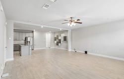 911 Ponds Edge Lane, Euless, TX 76040