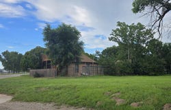 1800 S Silver St, Wichita, KS 67213