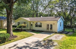 109 SE Brentwood Drive, Lee's Summit, MO 64063