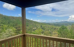 7 Salt Lick Lane, Brasstown, NC 28902
