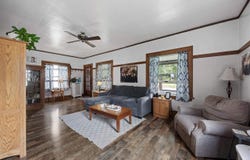 540 E 4th St, Tipton, IA 52772