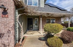 103 CEDAR BLUFF Cir, Keizer, OR 97303