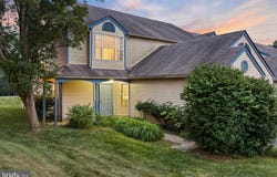 18 HAWTHORNE COURT, HAMILTON, NJ 08690