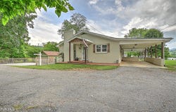 53 Grove Avenue, Lebanon, VA 24266