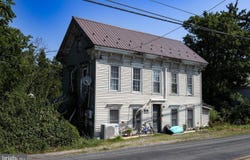 2678 W MAIN STREET, HEGINS, PA 17938