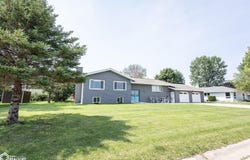 912 9Th Street NE, Belmond, IA 50421