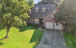 813 Rolling View Court, Highland Village, TX 75077