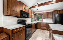 909 S Alexander Street, Greenville, MI 48838