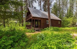 2 Tall Pine Dr, Garden Valley, ID 83622