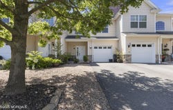 100 Pine Street, Lakehurst, NJ 08733