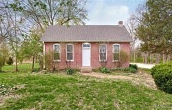 275 Pinckney Street, Warrenton, MO 63383