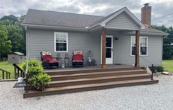 14157 Lisbon Street NE, Paris, OH 44669