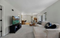 42 Hobart Ln, Rockland, MA 02370
