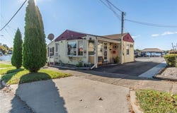 24 Bethune Street, Alexandria Bay, NY 13607