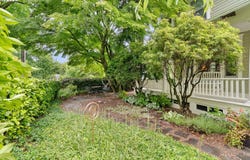 3906 S KELLY AVE, Portland, OR 97239