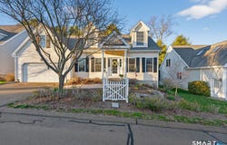 3 Windward Drive, East Lyme, CT 06357