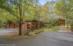 235 E Center Street, Shavertown, PA 18708