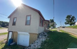 301 Broadway, Brandenburg, KY 40108