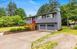 11995 SW 119TH AVE, Portland, OR 97223